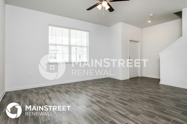 Building Photo - 6425 Sprucepine Ln