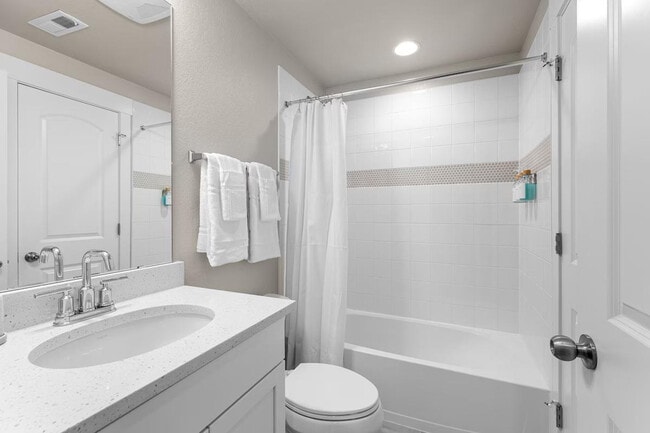 Building Photo - 9912 E 61st Ave