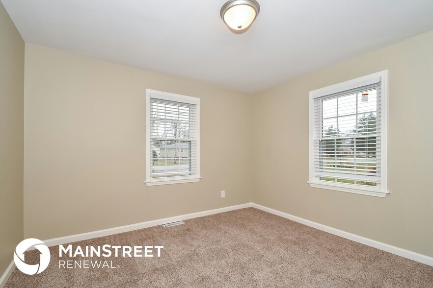 Building Photo - 4851 Maryman Rd