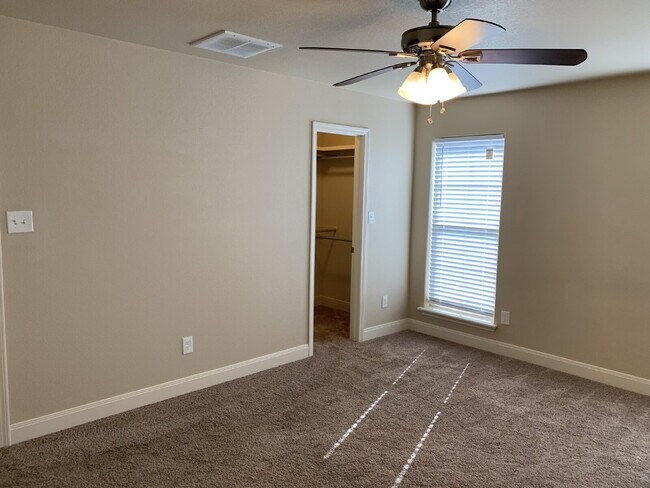 Building Photo - Solar Panels and Alarm System Included!!