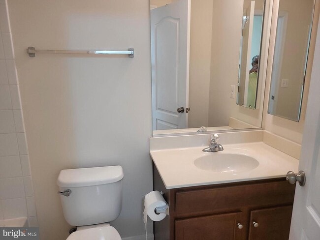 Building Photo - 25117 Sweet Myrtle Square
