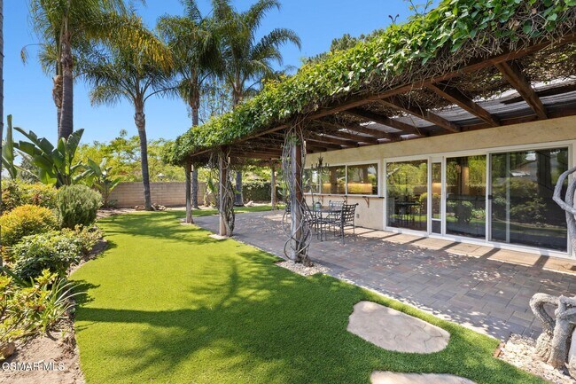 Building Photo - 4501 Regents Ct