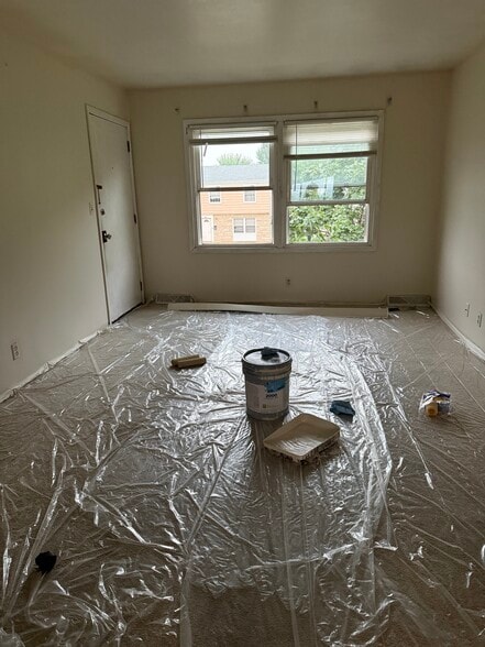 Building Photo - 4216 Marquette Dr