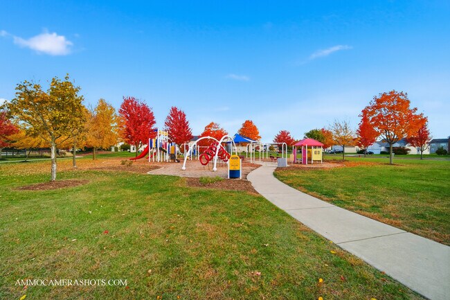 Building Photo - 148 Bertram Dr