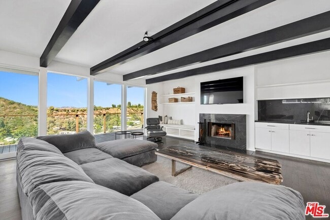 Building Photo - 2235 Gloaming Way