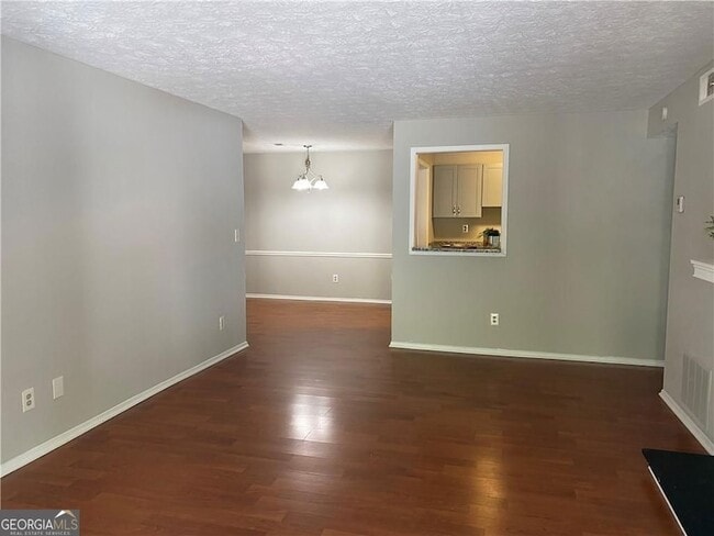 Building Photo - 1607 Augusta Dr