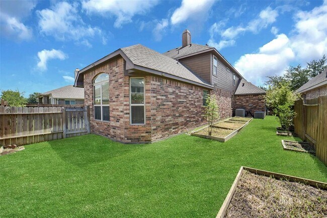 Building Photo - 16815 Violet Trace Ct