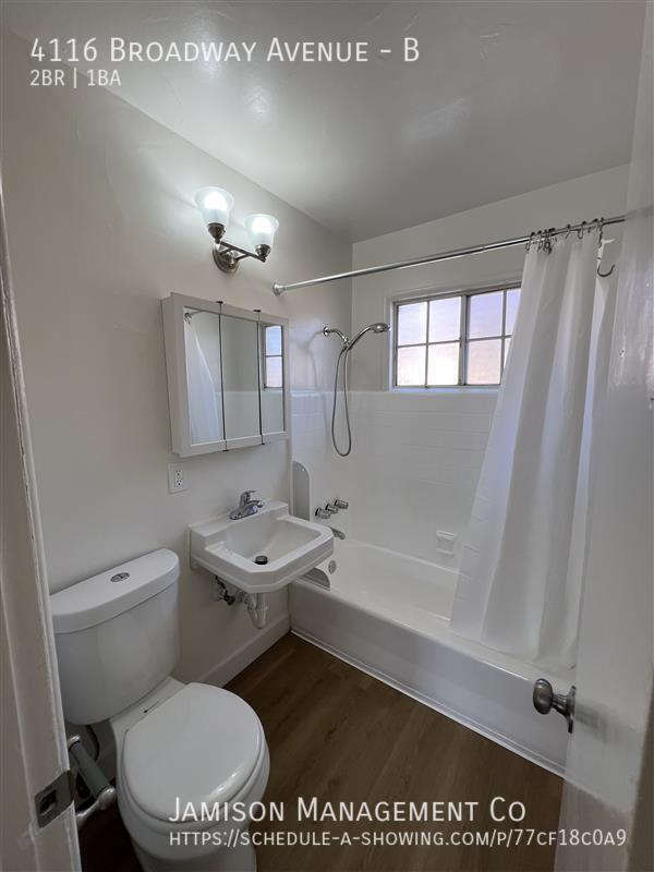 Building Photo - 4116 W Broadway