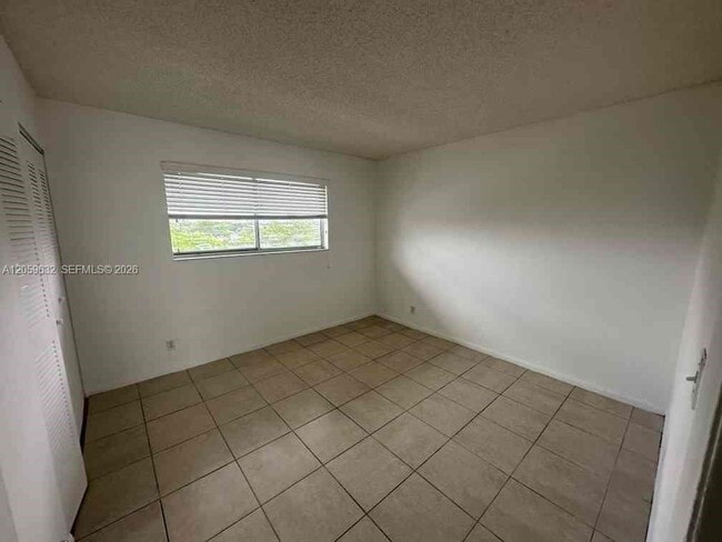 Building Photo - 8620 N Sherman Cir