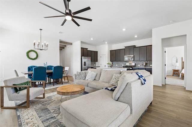 Building Photo - 3600 Bedrock Wy