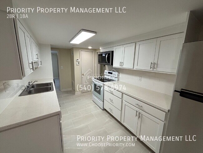 Building Photo - 1051 Smith Ave