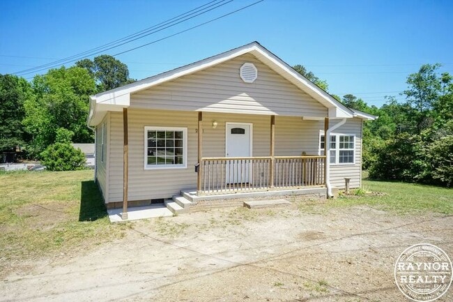 Building Photo - 201 Smith Dr