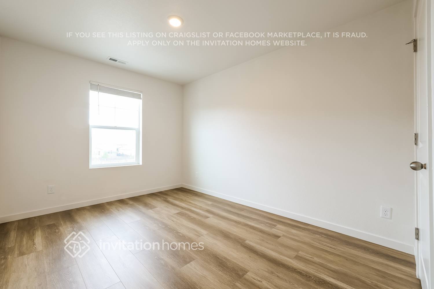 Building Photo - 287 S Uriah St