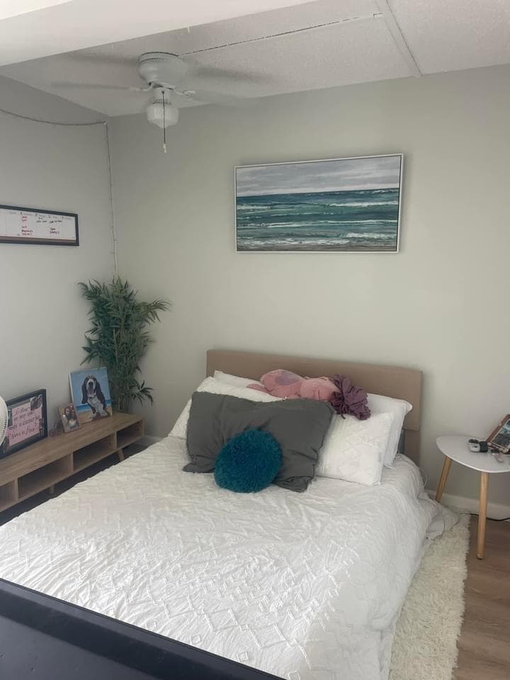 Sleeping Alcove - 3312 Northside Dr