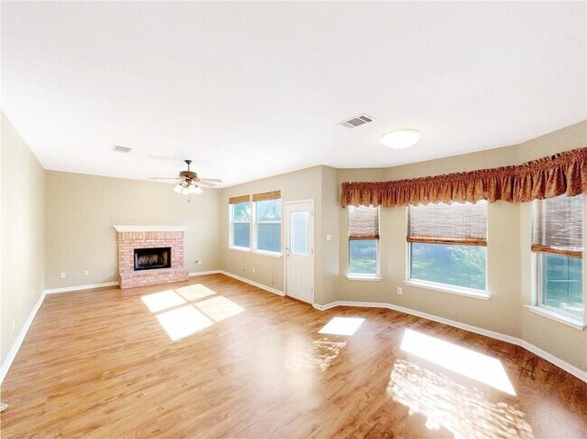 Building Photo - 1703 Amber Skyway Cove