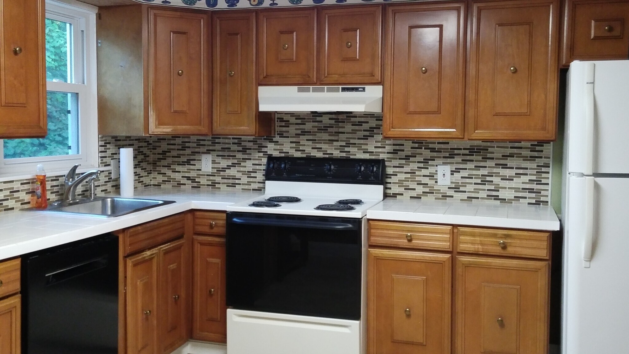 Building Photo - 969 Meadowbrook Dr