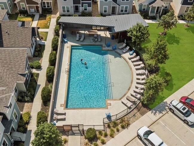 Building Photo - 4607 Sweet Annie Path