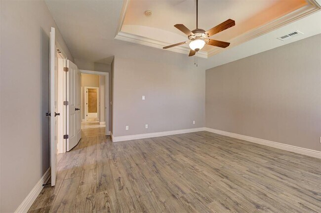 Building Photo - 2101 Kendal Ct