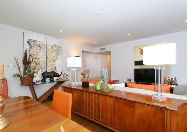 Building Photo - 1018 Meridian Ave