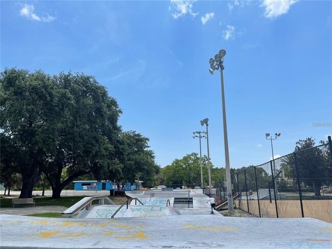 Building Photo - 6331 Gulfport Blvd S
