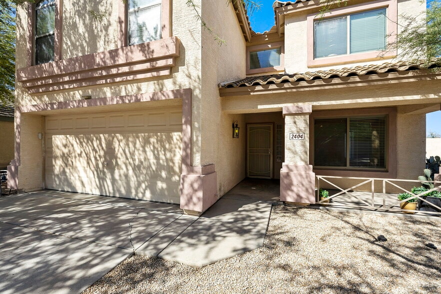 Front Entrance - 2404 W Silver Sage Ln