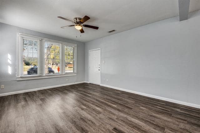 Building Photo - 4522 Gaston Ave