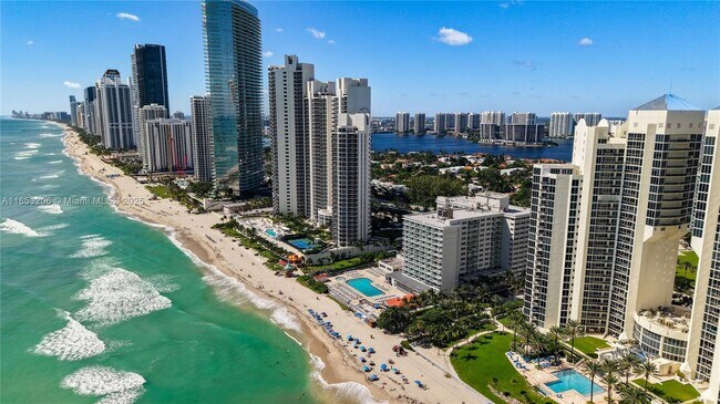 Building Photo - 19201 Collins Ave