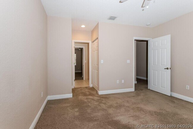 Building Photo - 4312 N Magnolia Cir