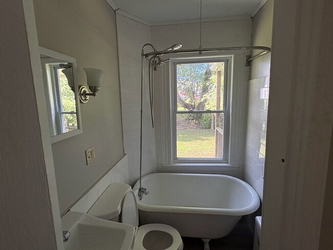 Building Photo - 186-196 South Main Street