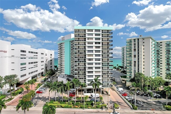 Building Photo - 3725 S Ocean Dr