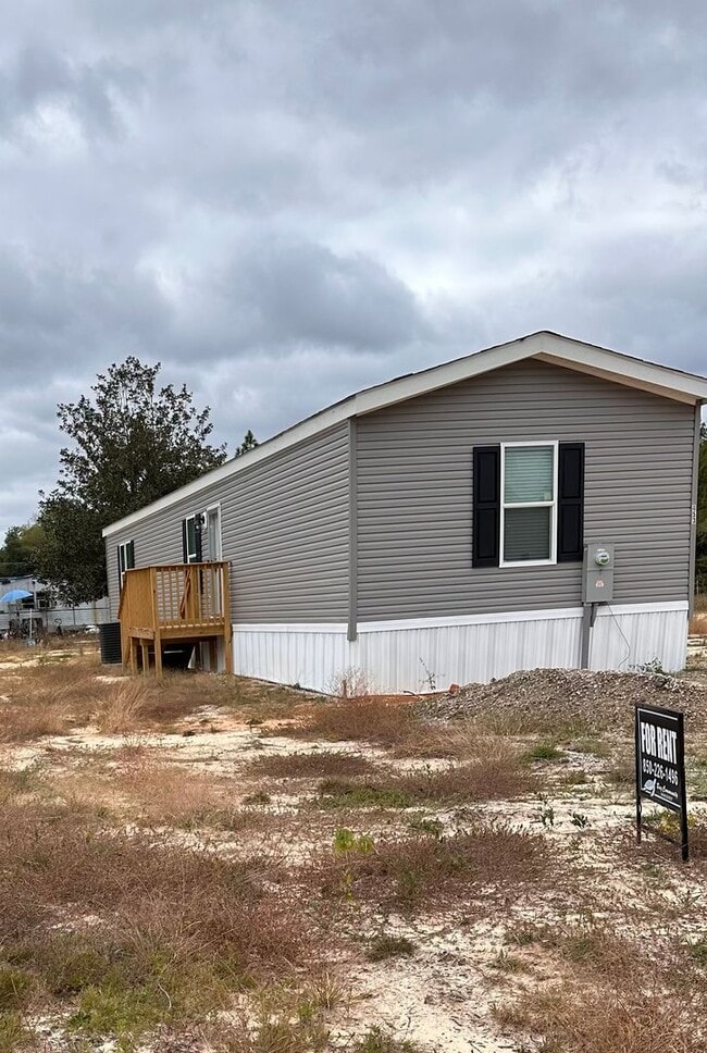 Building Photo - 453 Juniper Ave