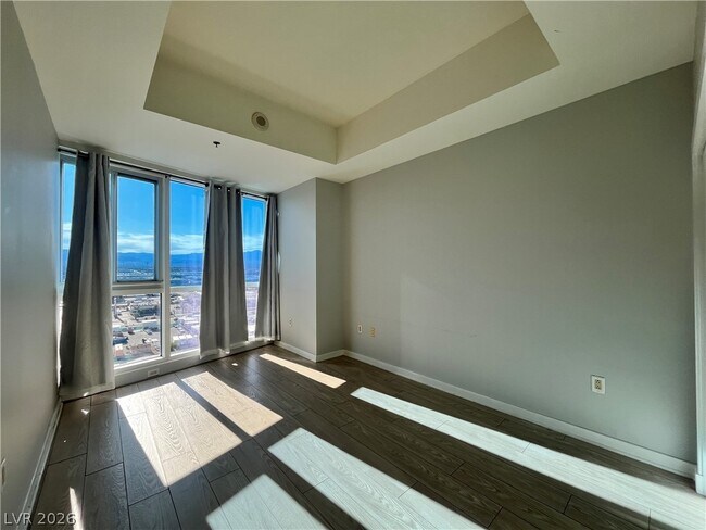 Building Photo - 4575 Dean Martin Dr