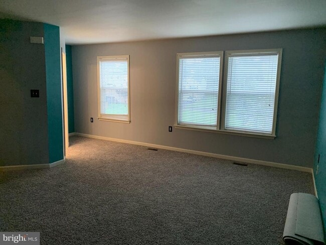 Building Photo - 47 Quince Tree Dr