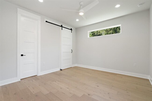 Building Photo - 5109 Stone Gate Dr