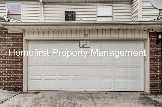Building Photo - 317 Bainbridge Dr