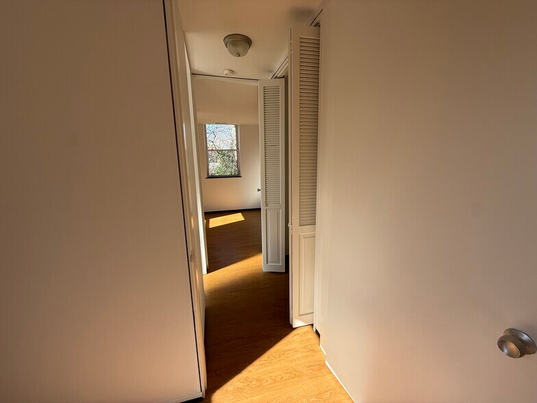 Hallway - 528 Wade Ave