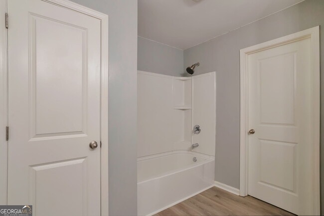 Building Photo - 4098 Clay Ct SE