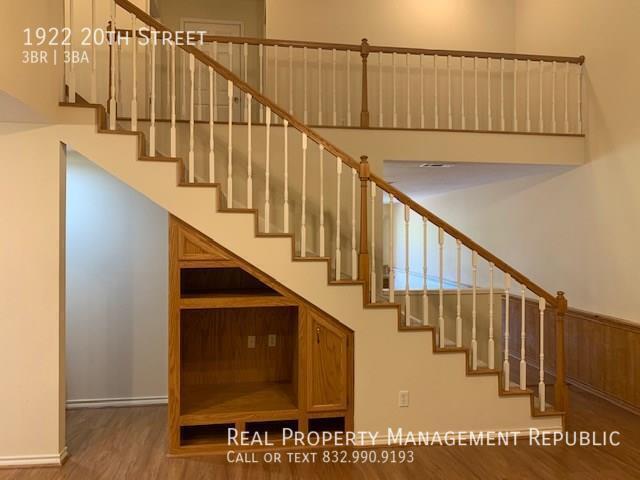 Building Photo - 1922 20th St