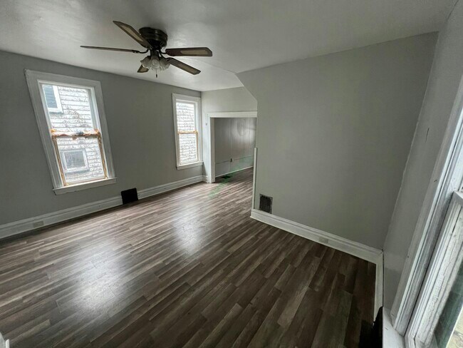 Building Photo - 11 Gaskill Ave