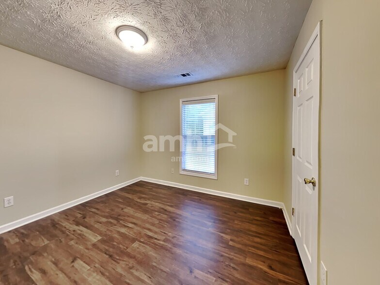 Building Photo - 3270 Hampton Trace Ct