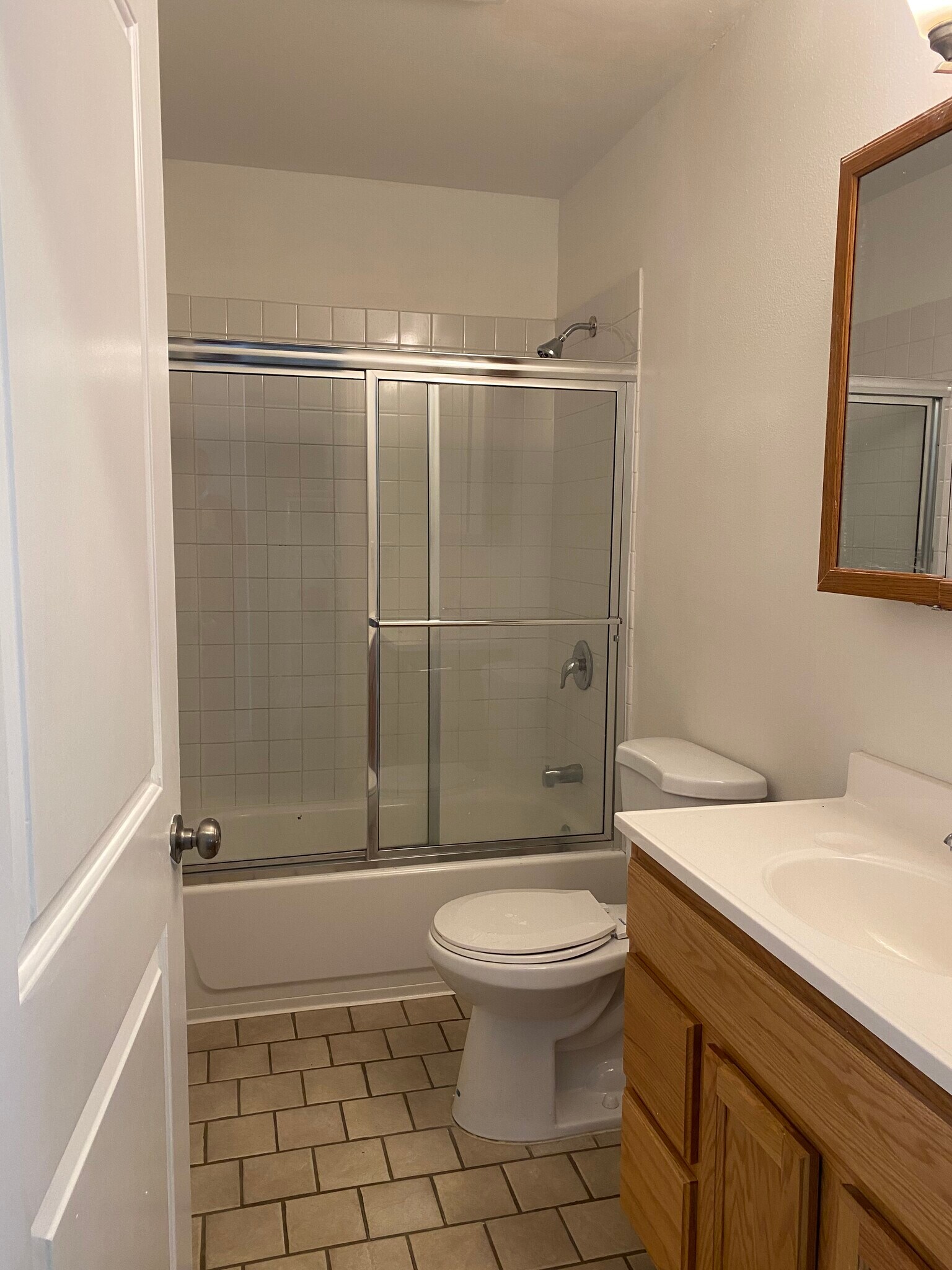 Building Photo - 14343 Tiara St