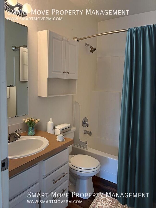 Building Photo - 5923 S Sweet Gum Way