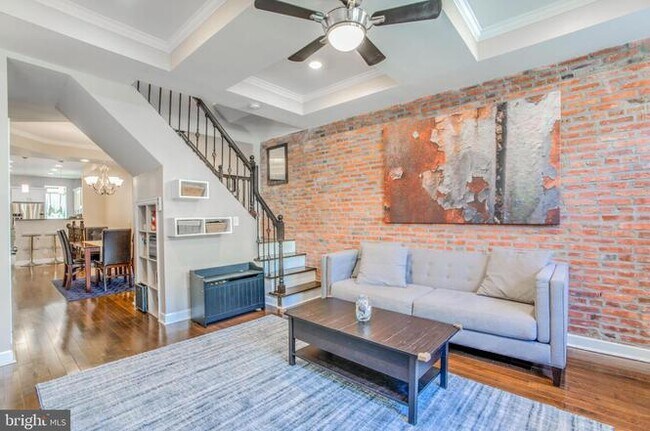 Building Photo - 2925 E Baltimore St