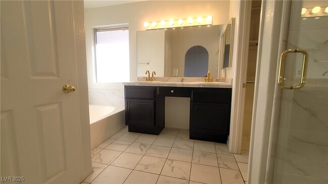 Building Photo - 2632 Ironside Dr