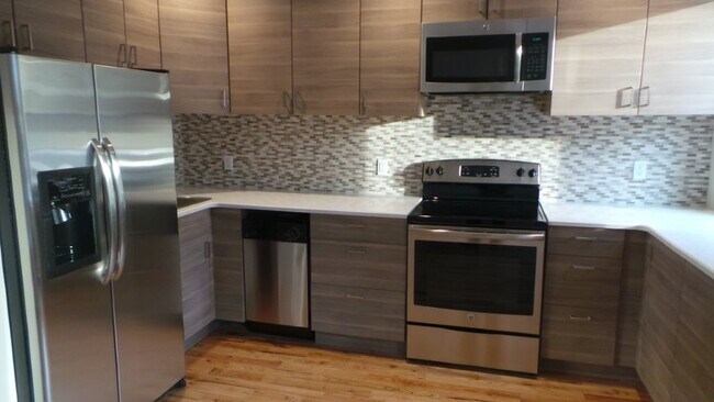 kitchen - 12 Center St