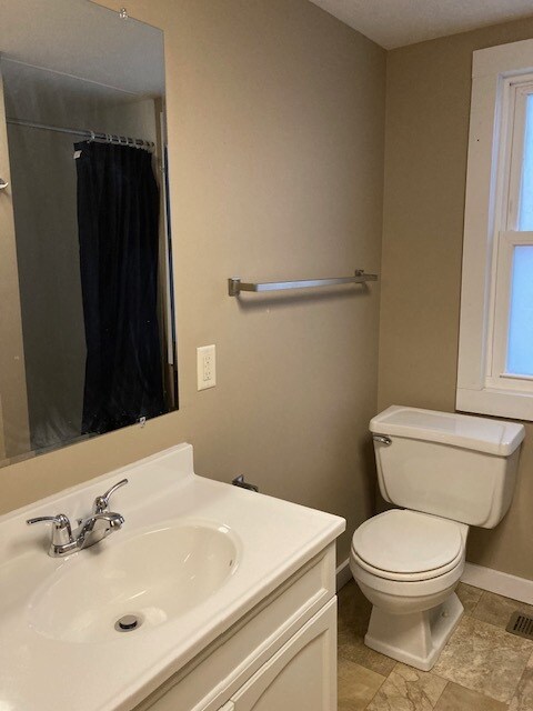 Building Photo - 2407 D Ave