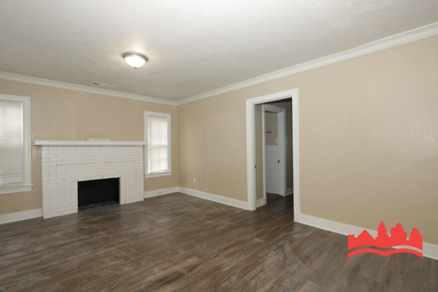 Building Photo - 3727 Rhea Ave