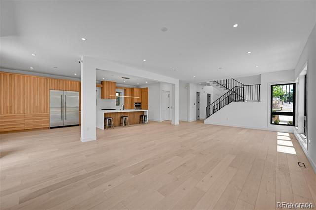 Building Photo - 1491 S York St