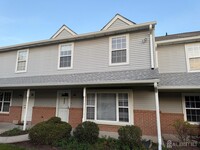 Building Photo - 922 Thomas Ave