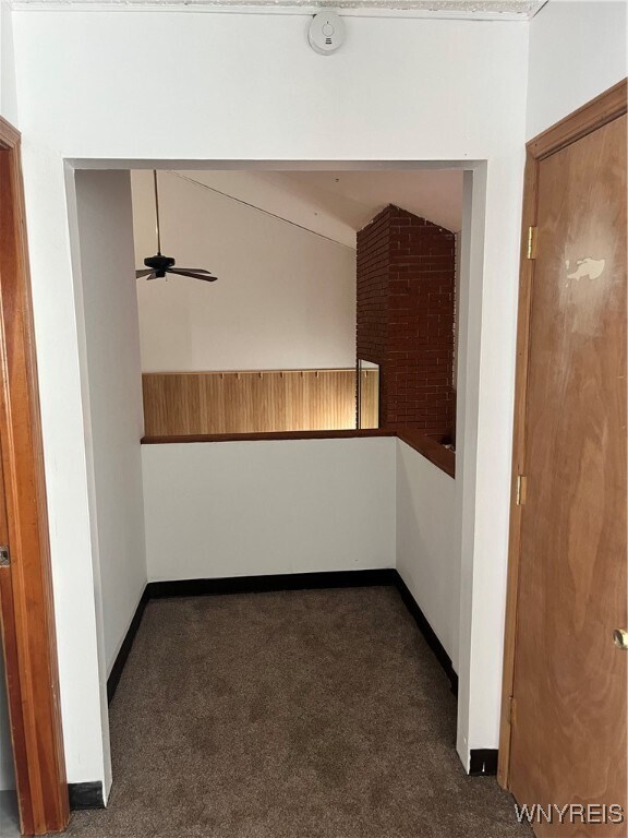 Building Photo - 206 Hillcrest Dr